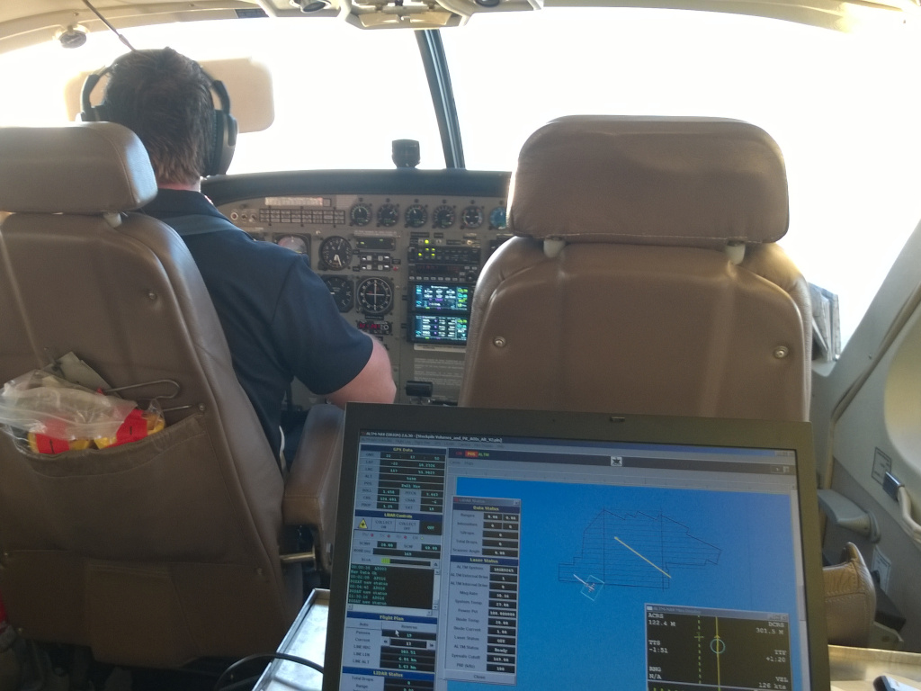 Operating Optech ALTM Orion M200 somewhere over Port Hedland, Australia (2014)